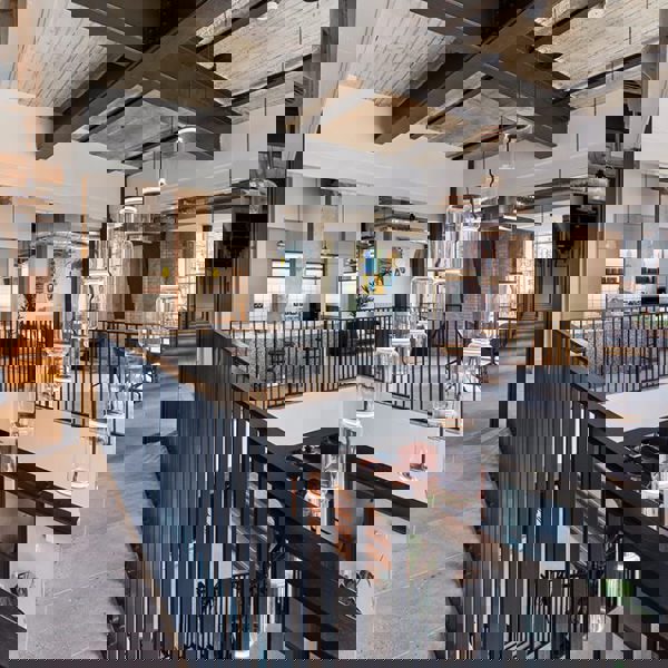 Image of clockwise-bristol